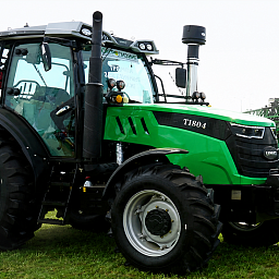 Колесный трактор UMG T1804
