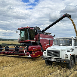 Зерноуборочный комбайн GS400